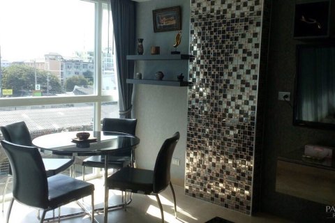 Estudio en el condominio en Pattaya, Tailandia № 242389 - foto 2