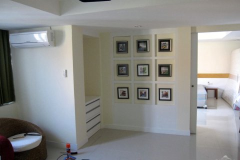Condo in Pattaya, Thailand, 1 bedroom № 242754 - photo 4