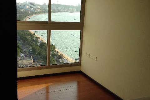 Condo in Pattaya, Thailand, 2 bedrooms  № 242756 - photo 7