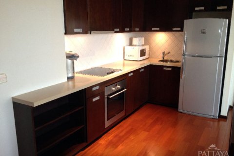 Condo in Pattaya, Thailand, 2 bedrooms  № 242756 - photo 8