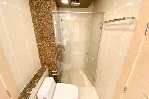 Condominio de 2 dormitorios en Pattaya, Tailandia № 242519