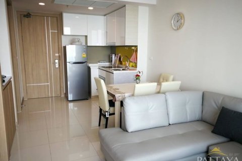 Condo in Pattaya, Thailand, 1 bedroom  № 242492 - photo 4