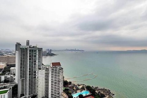 Condo in Pattaya, Thailand, 2 bedrooms  № 242499