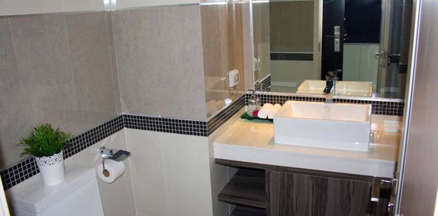 Estudio en el condominio en Pattaya, Tailandia № 242237