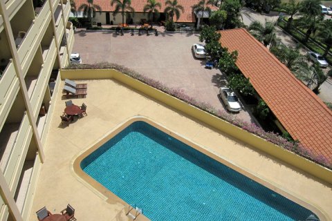 Condo on Jomtien Beach, Pattaya, Thailand, 2 bedrooms № 242668 - photo 14