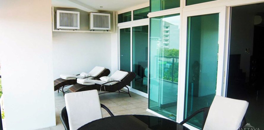 Condominio de 2 dormitorios en Pattaya, Tailandia № 242245