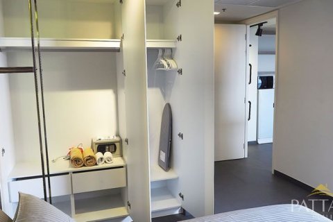 Condominio de 1 dormitorio en Pattaya, Tailandia № 242483 - foto 17