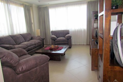 Condominio de 2 dormitorios en Pattaya, Tailandia № 242203 - foto 4