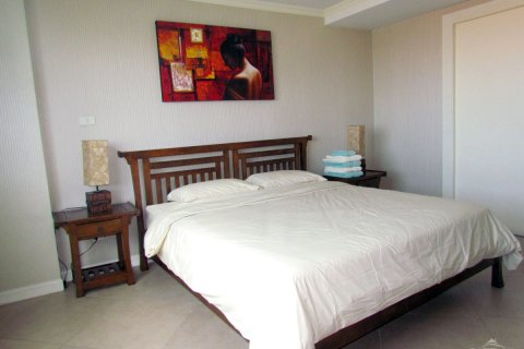 Condominio de 2 dormitorios en Pattaya, Tailandia № 242203 - foto 14