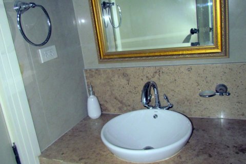 Condominio de 2 dormitorios en Pattaya, Tailandia № 242203 - foto 12
