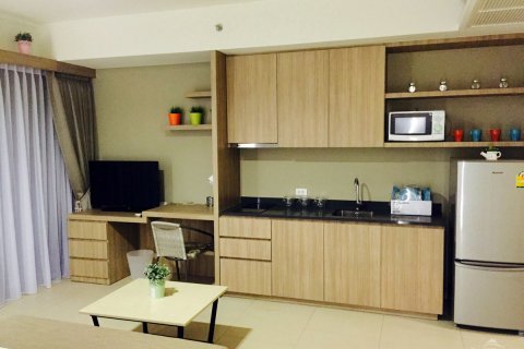 Estudio en el condominio en Pattaya, Tailandia № 242365