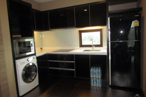 Condominio de 2 dormitorios en Pattaya, Tailandia № 242161