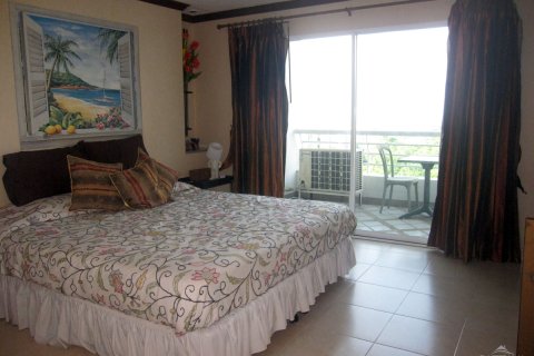 Condominio de 2 dormitorios en Pattaya, Tailandia № 242855 - foto 6