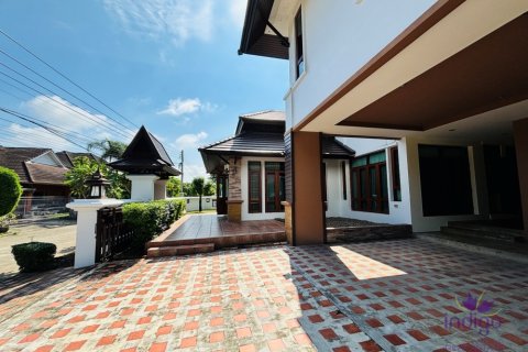 Haus in Hang Dong, Thailand 6 Schlafzimmer № 250910