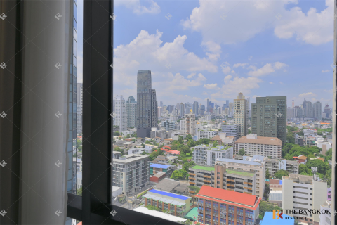 Condo in Bangkok, Thailand, 2 bedrooms  № 199827