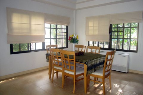 Casa de 3 dormitorios en Pattaya, Tailandia № 243292 - foto 20