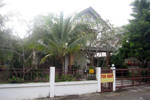 Casa de 3 dormitorios en Pattaya, Tailandia № 243292 - foto 25