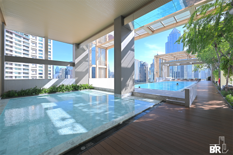 Condo in Bangkok, Thailand, 2 bedrooms № 189940 - photo 5