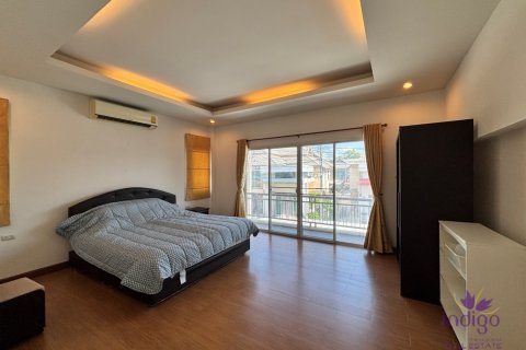 Haus in San Sai, Thailand 4 Schlafzimmer № 250909 - Foto 7