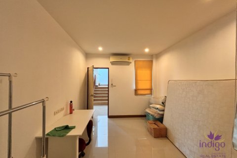 Haus in San Sai, Thailand 4 Schlafzimmer № 250909 - Foto 6