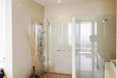 Condominio de 2 dormitorios en Pattaya, Tailandia № 242207 - foto 6