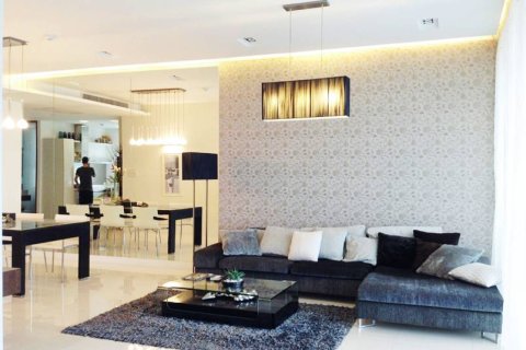 Condominio de 2 dormitorios en Pattaya, Tailandia № 242207 - foto 2