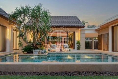 Villa in Phuket, Thailand 3 Schlafzimmer № 190859 - Foto 3