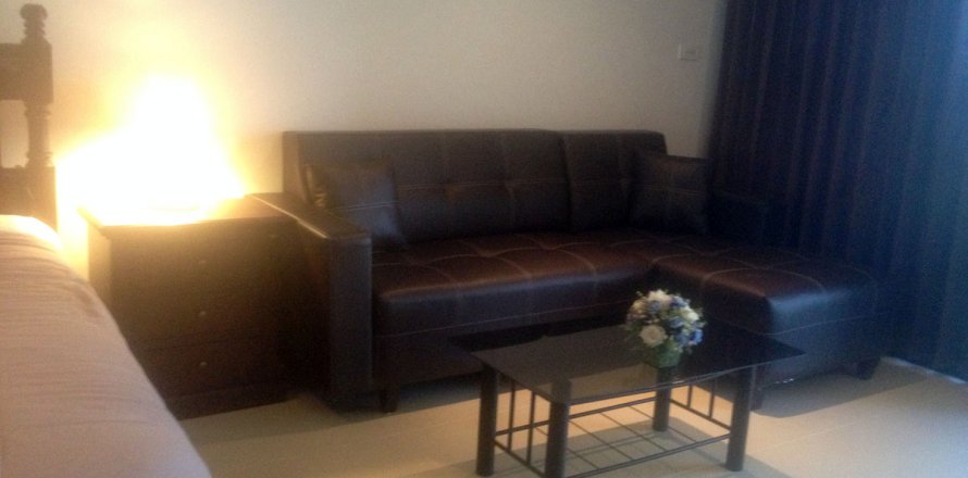 Estudio en el condominio en Pattaya, Tailandia № 242882