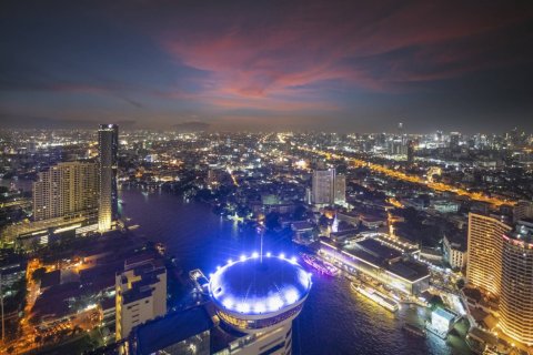 Ático de 4 dormitorios en Bangkok, Tailandia № 180436 - foto 22