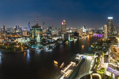 Ático de 4 dormitorios en Bangkok, Tailandia № 180436 - foto 17