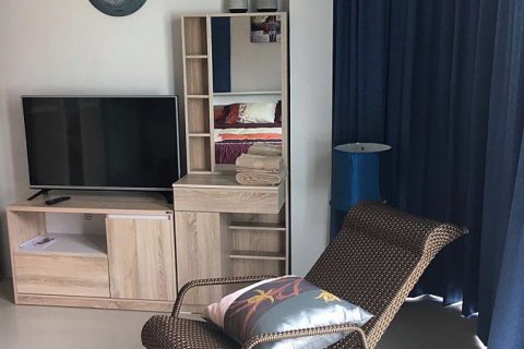 Casa de 4 dormitorios en Pattaya, Tailandia № 243131 - foto 30