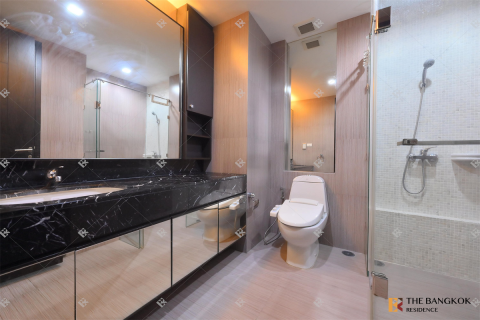 Condo à Bangkok, Thaïlande, 2 chambres № 249099
