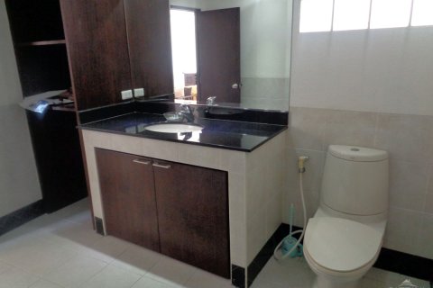 Condo in Pattaya, Thailand, 1 bedroom  № 242129 - photo 9