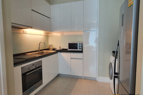 Eigentumswohnung in Bangkok, Thailand, 2 Schlafzimmer  № 254593 - Foto 4