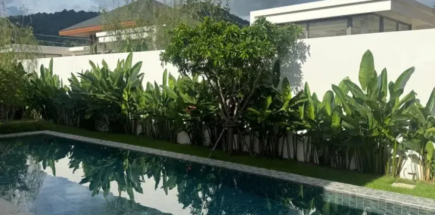 Casa de 3 dormitorios en Bang Tao, Tailandia № 125613