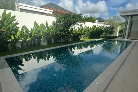 Casa de 3 dormitorios en Bang Tao, Tailandia № 125613 - foto 2