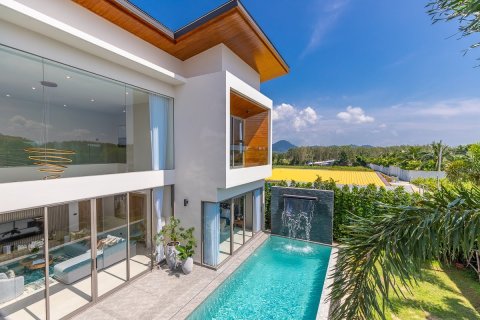 Casa de 3 dormitorios en Bang Tao, Tailandia № 102918