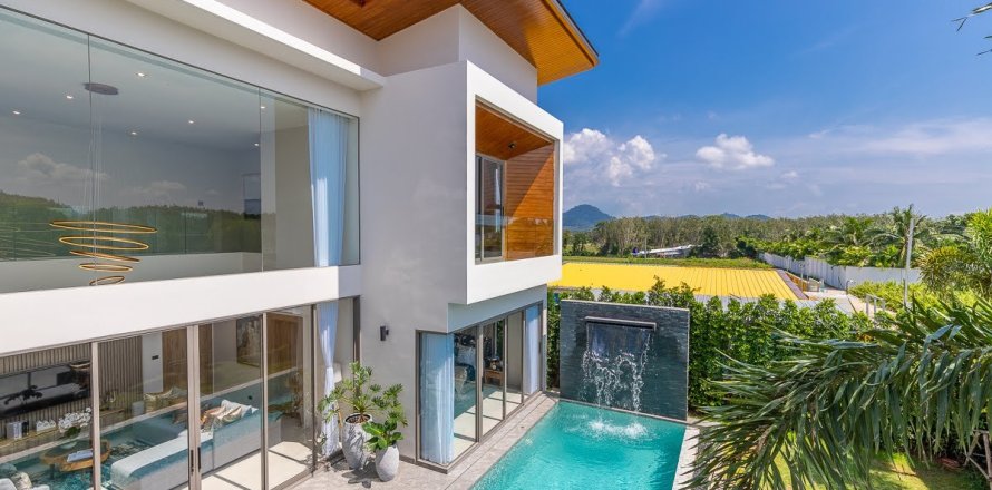 Casa de 3 dormitorios en Bang Tao, Tailandia № 102918