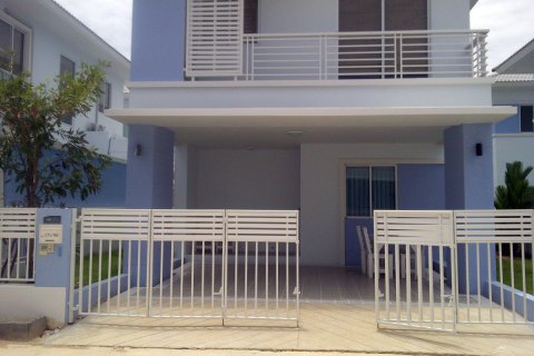 Casa de 3 dormitorios en Pattaya, Tailandia № 243313 - foto 5