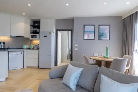 Condo in Bang Tao, Thailand, 2 bedrooms № 242025 - photo 22