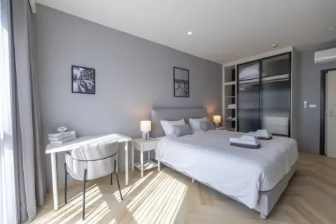 Condo in Bang Tao, Thailand, 2 bedrooms № 242025 - photo 17