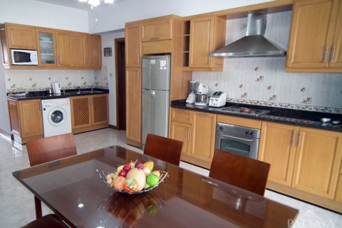 Condominio de 2 dormitorios en Jomtien Beach, Pattaya, Tailandia № 242847 - foto 10