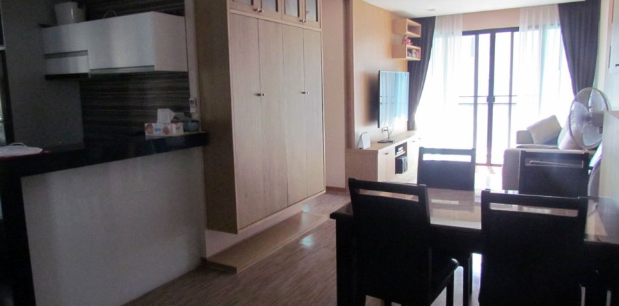 Condominio de 2 dormitorios en Pattaya, Tailandia № 243000