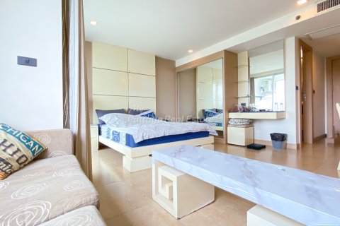 Studio in the Condo in Bang Lamung, Thailand  № 254854 - photo 6