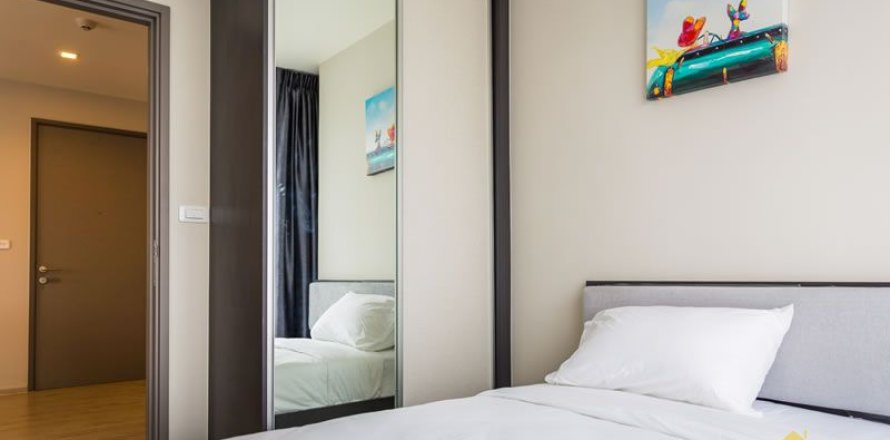 Condominio de 2 dormitorios en Pattaya, Tailandia № 242437