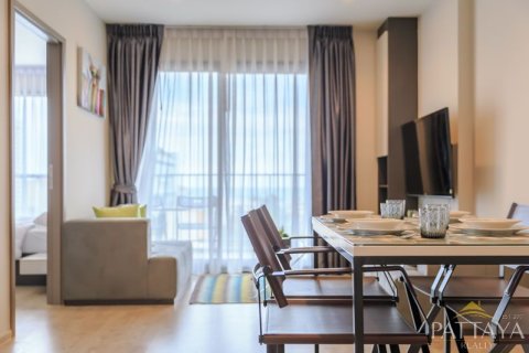 Condominio de 2 dormitorios en Pattaya, Tailandia № 242437 - foto 2