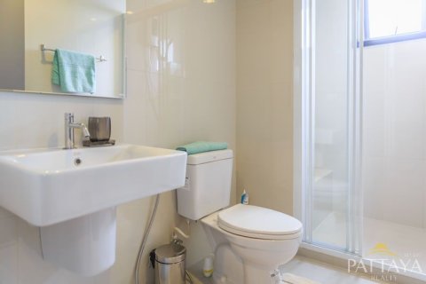 Condominio de 2 dormitorios en Pattaya, Tailandia № 242437 - foto 4