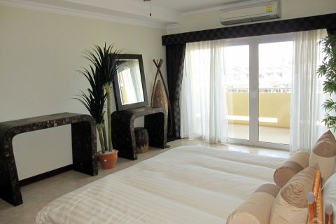 Eigentumswohnung auf Jomtien Beach, Pattaya, Thailand, 1 Schlafzimmer  № 242666 - Foto 10