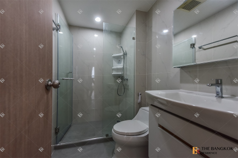 Condominio de 2 dormitorios en Bangkok, Tailandia № 241633 - foto 9