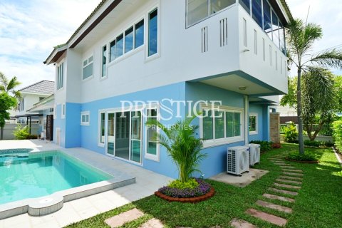Maison à Pattaya, Thaïlande 4 chambres № 250628
